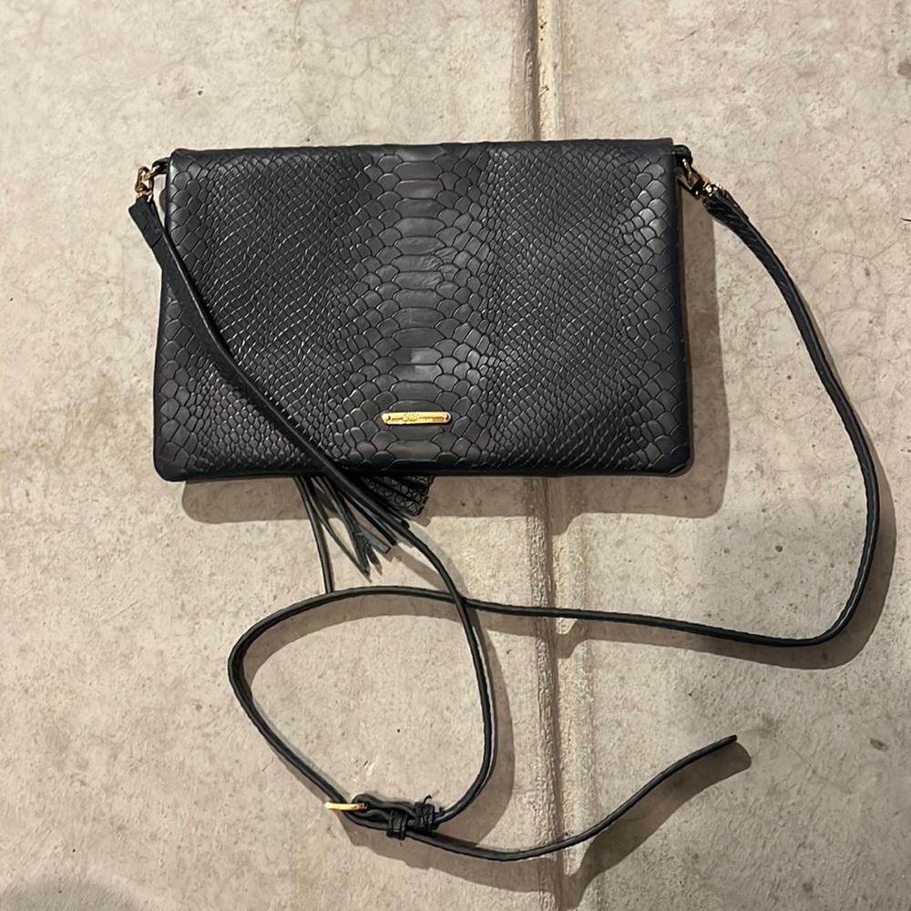 GiGi New York should purse